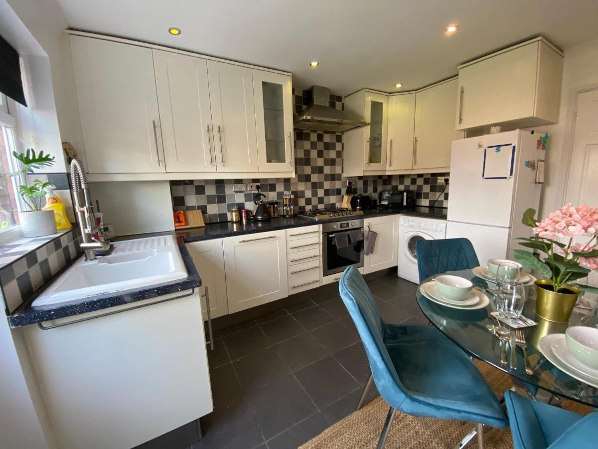 Host & Stay - Cotman Close Milton Keynes Dış mekan fotoğraf