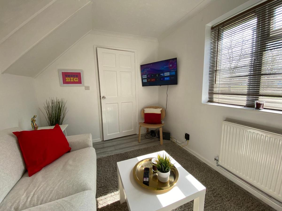 Host & Stay - Cotman Close Milton Keynes Dış mekan fotoğraf