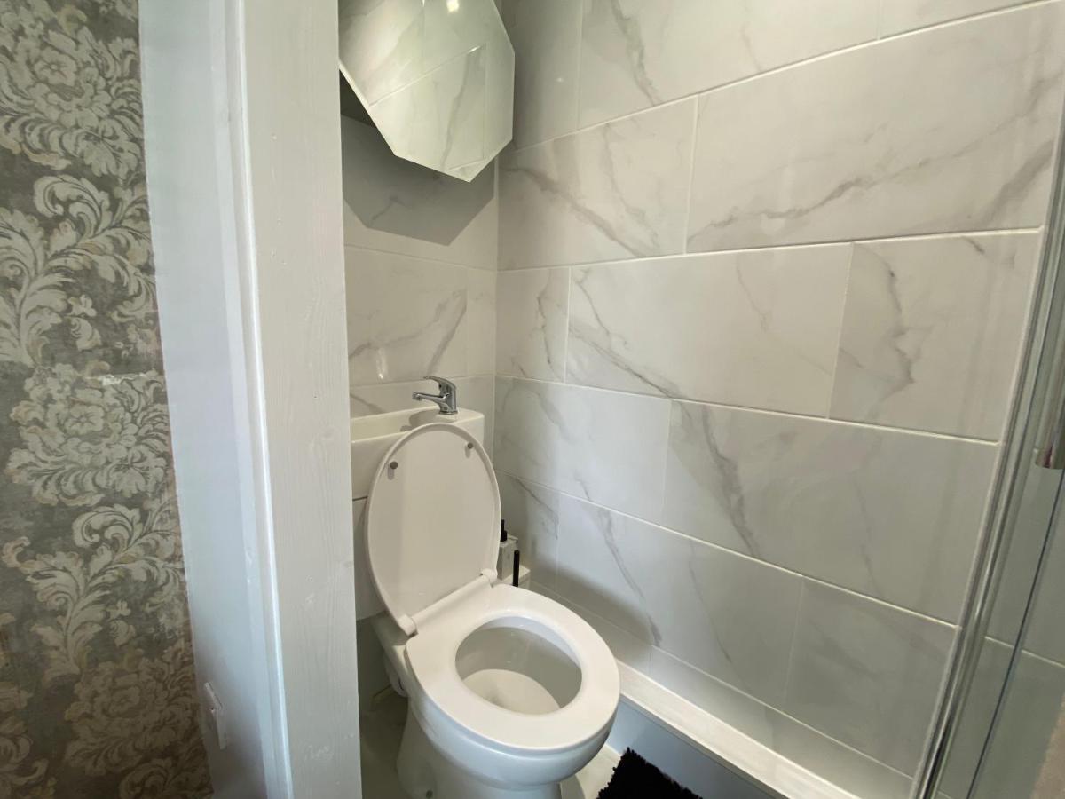 Host & Stay - Cotman Close Milton Keynes Dış mekan fotoğraf