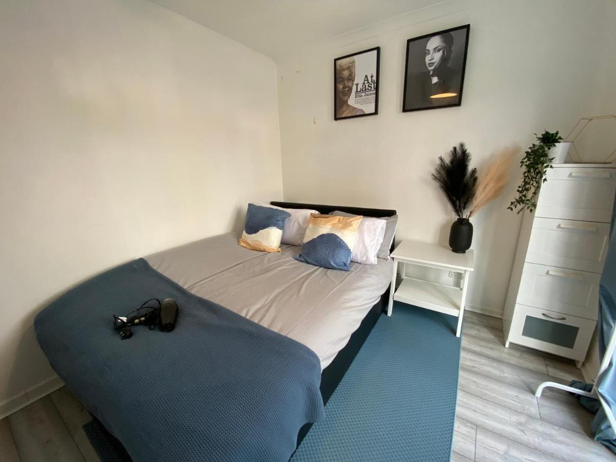 Host & Stay - Cotman Close Milton Keynes Dış mekan fotoğraf
