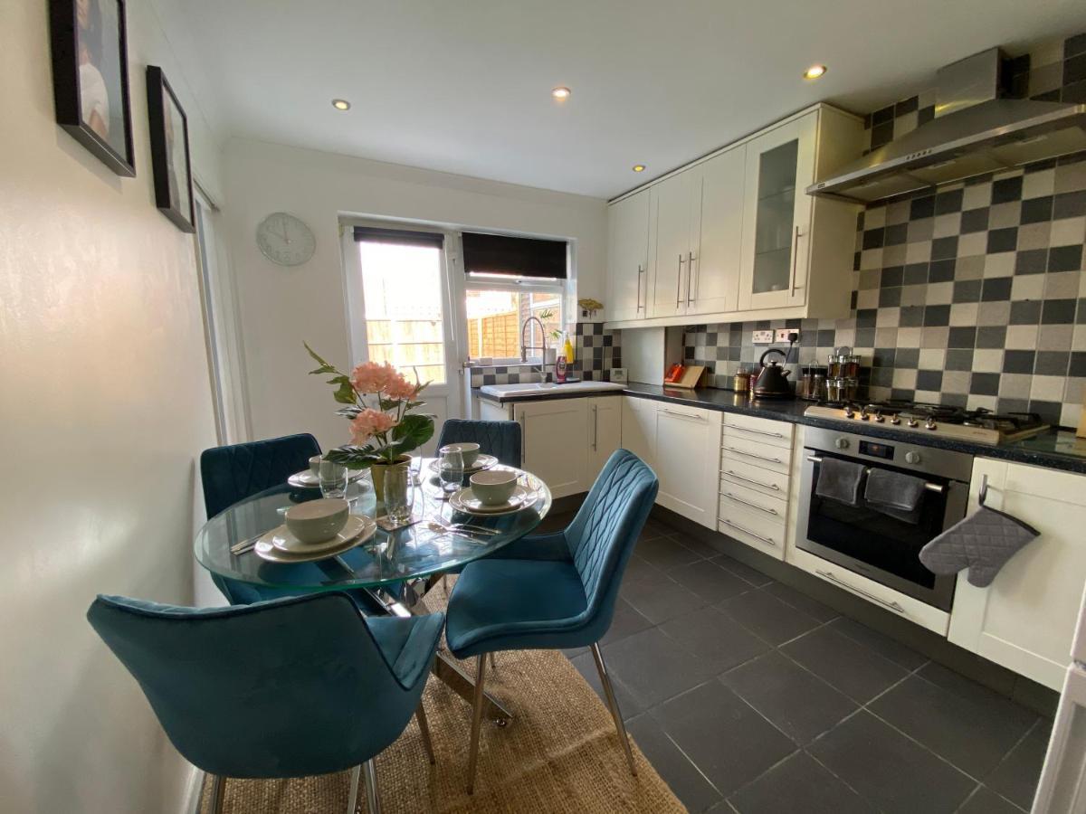 Host & Stay - Cotman Close Milton Keynes Dış mekan fotoğraf