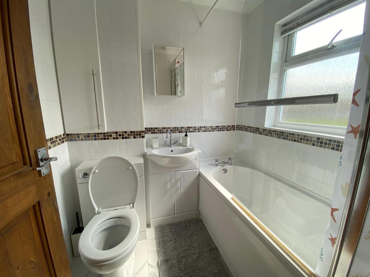 Host & Stay - Cotman Close Milton Keynes Dış mekan fotoğraf